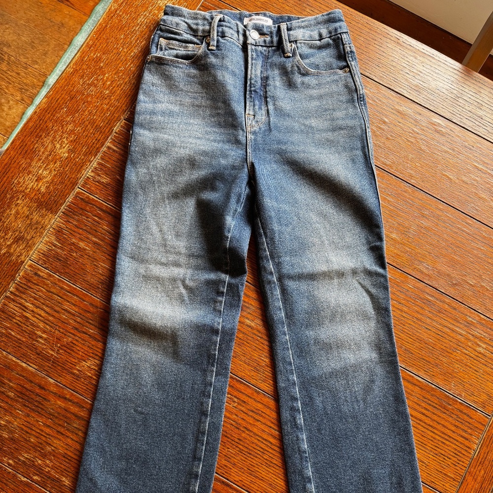 GOOD AMERICAN GOOD CURVE STRAIGHT JEANS SIZE 2/26